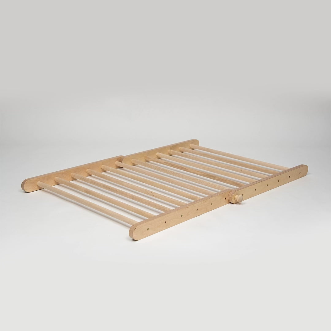 SIPITRI® 2 Segment Climbing Triangle With a Sliding/Climbing Ramp