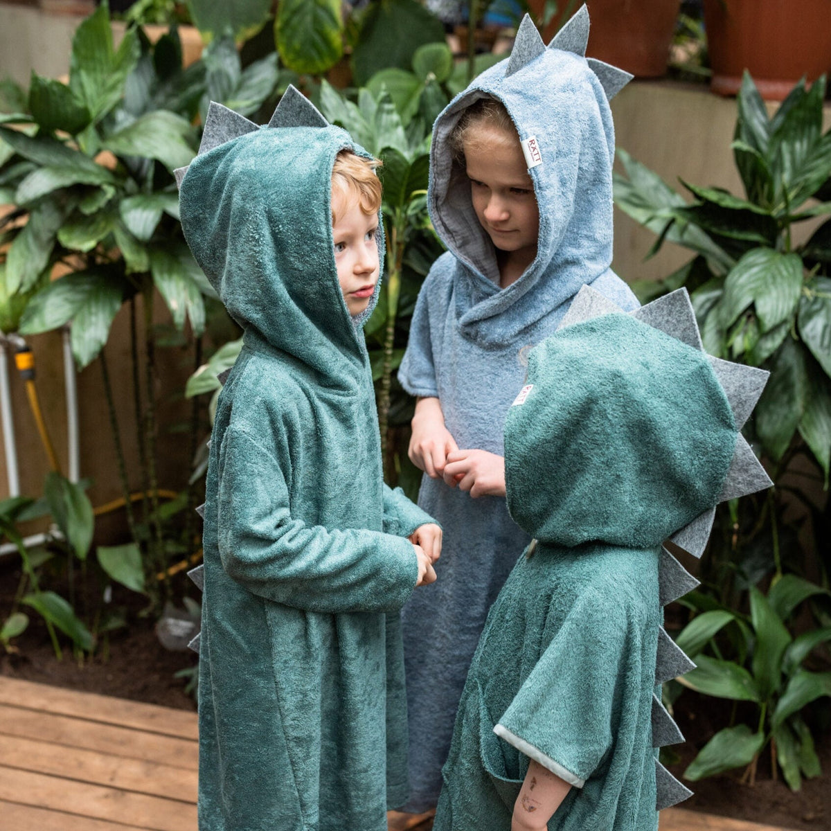Pyyheponcho DINOSAURUS - Lapset 122-150cm
