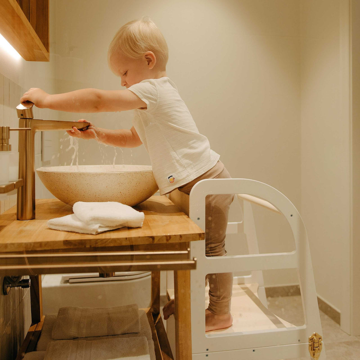 leg&go muuntautuva lasten_apujakkara_valkoinen